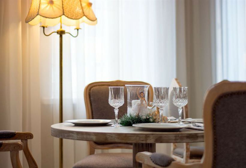 Hotel Tchaikovsky 16