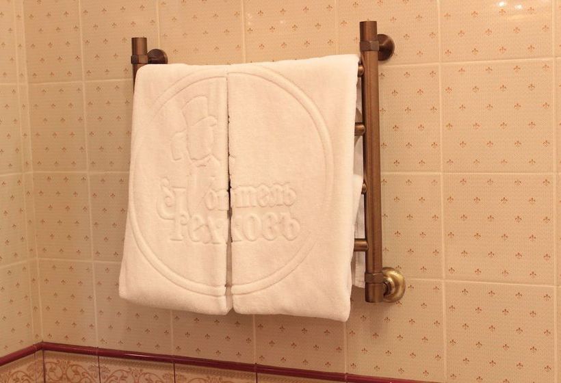 Hotel Chekhov 8