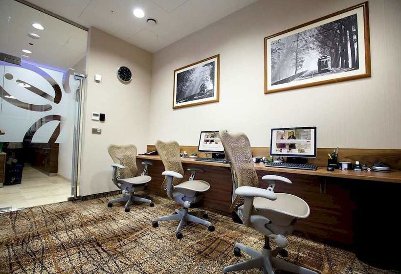 Hotel Hilton Garden Inn Ufa Riverside 1