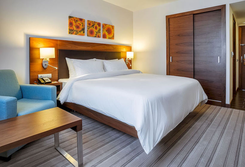 Hotel Hilton Garden Inn Ufa Riverside 5