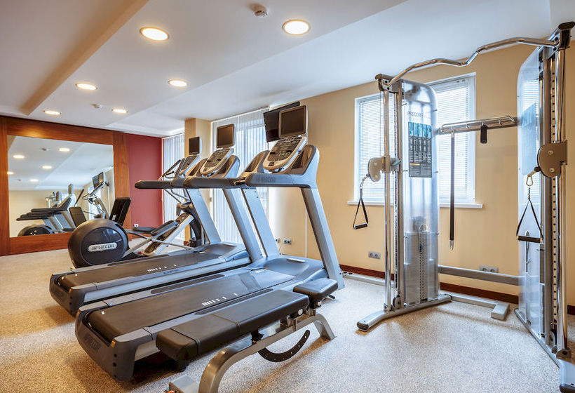 Hotel Hilton Garden Inn Ufa Riverside 8