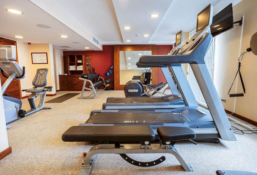 Hotel Hilton Garden Inn Ufa Riverside 9