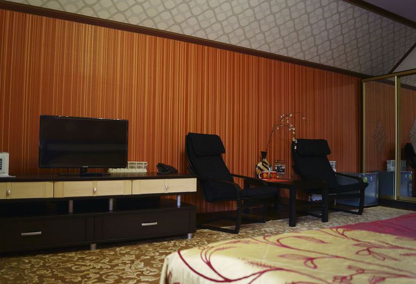 Hotel Mayiskiy Sad 18