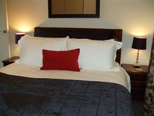 Hotel Falls Chateau 2