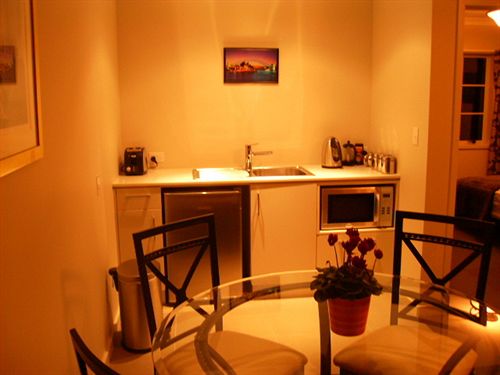 Hotel Falls Chateau 6