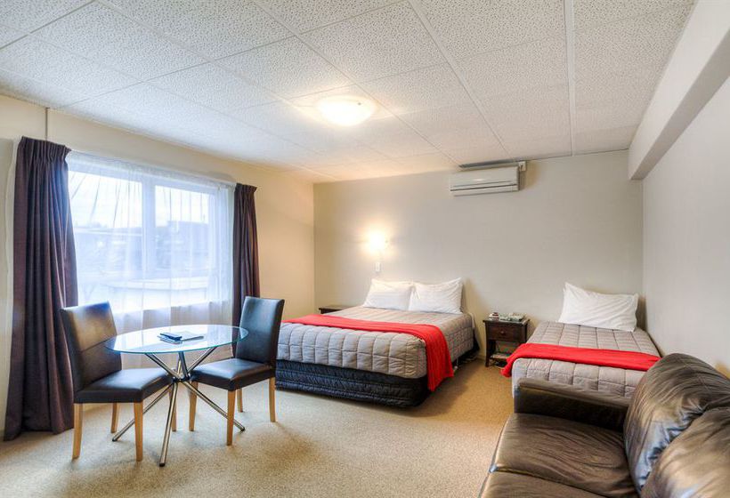 Absolute Lake View Motel 3