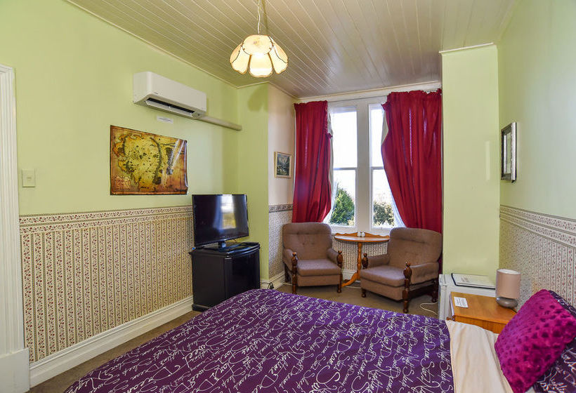 Bed and Breakfast Morrisons Guest House 10