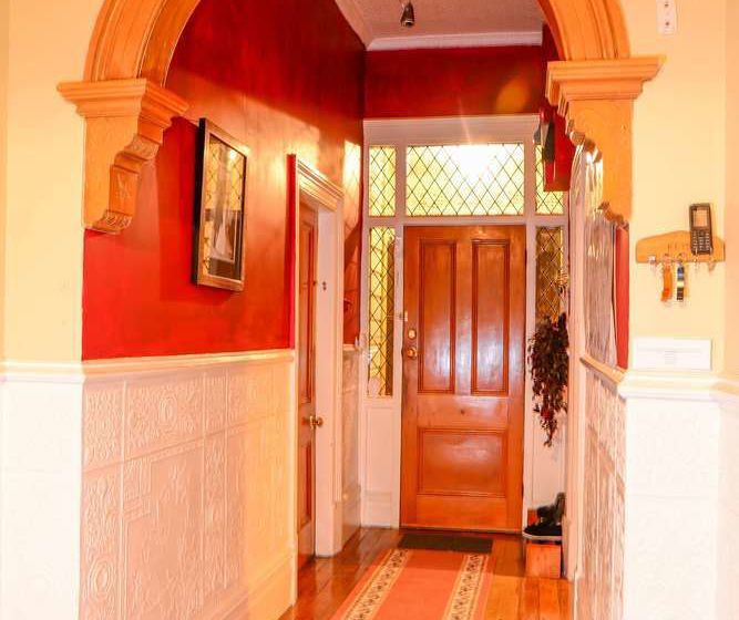 Bed and Breakfast Morrisons Guest House 16