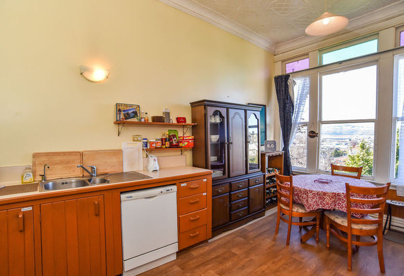 Bed and Breakfast Morrisons Guest House 3