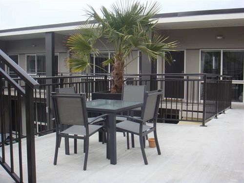 Dunedin Palms Motel 12