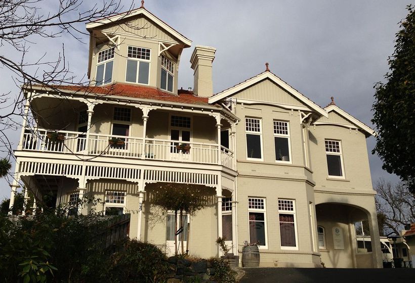 Hotel Claremont House