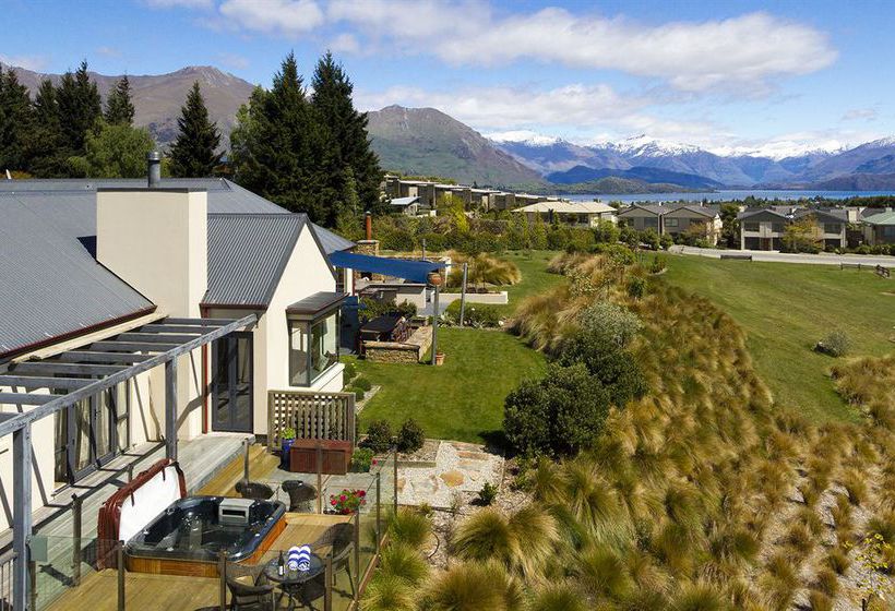 Bed and Breakfast Websters on Wanaka Lodge 10