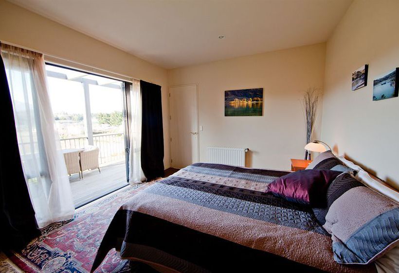 Bed and Breakfast Websters on Wanaka Lodge 17