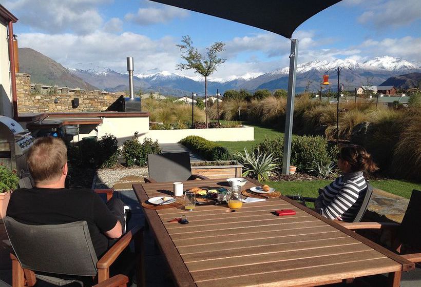 Bed and Breakfast Websters on Wanaka Lodge 8