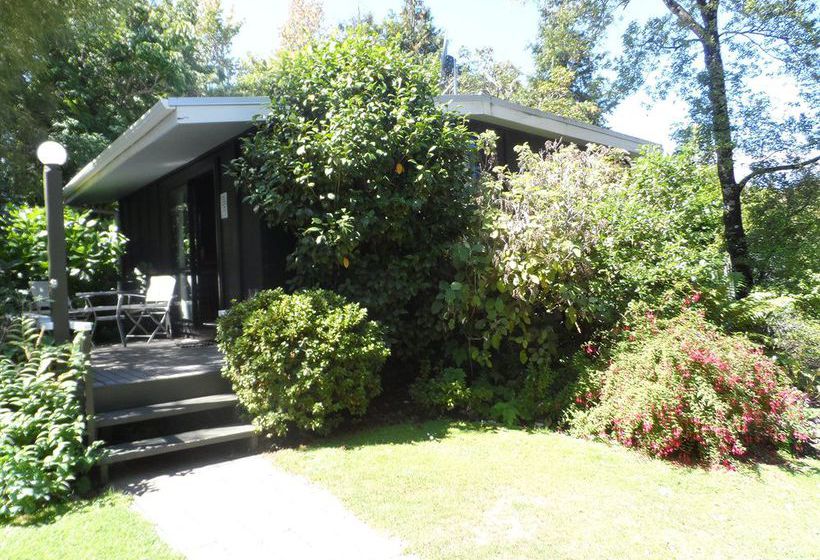 Sportsmans Lodge Motel 11