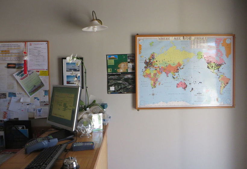 Sportsmans Lodge Motel 18