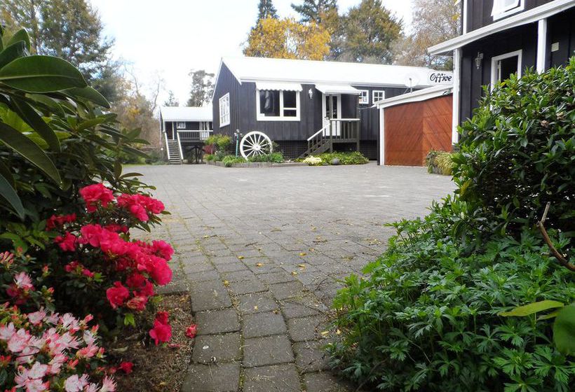 Sportsmans Lodge Motel 2