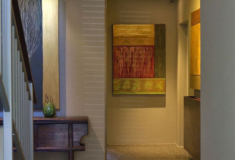 Clear Ridge Apartments