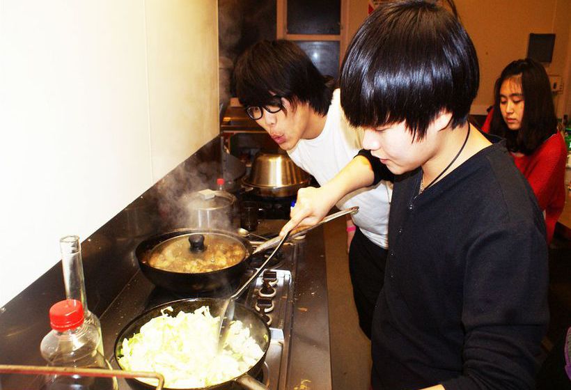 Hostel 42b College House 2