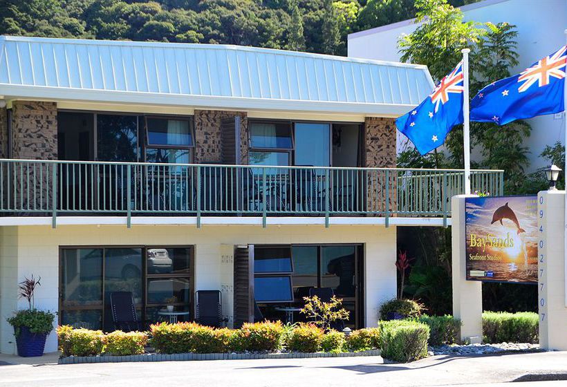 Motel Bay Sands Seafront Studios 1