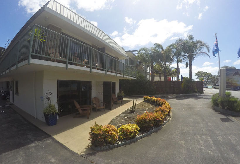 Motel Bay Sands Seafront Studios 19