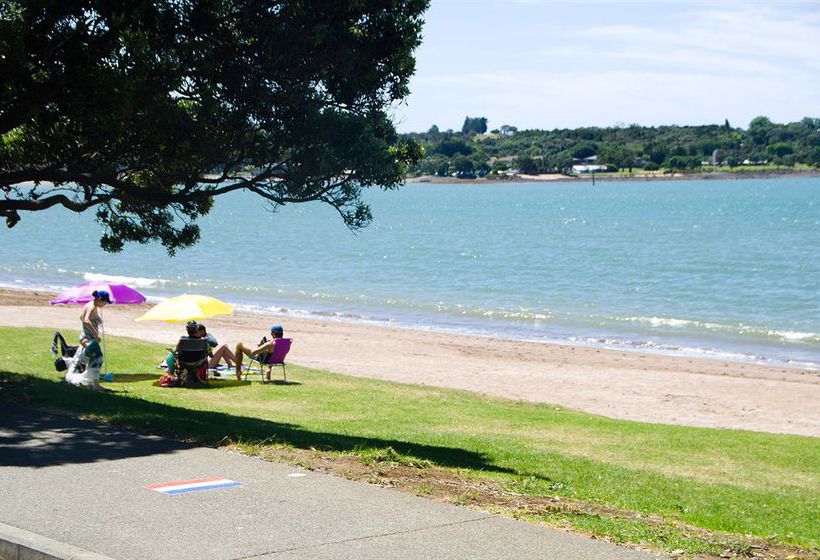 Motel Bay Sands Seafront Studios 3