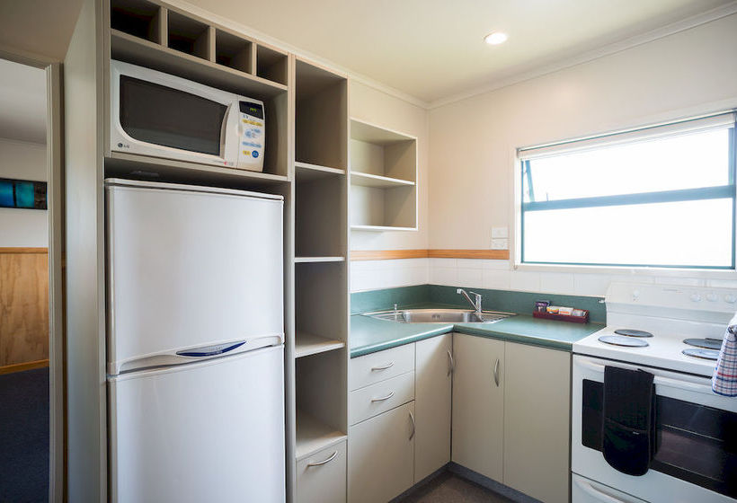 Hotel Motueka Top 10 Holiday Park 4