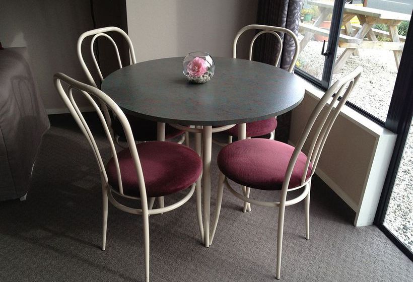 Motel Lakefront Lodge 3