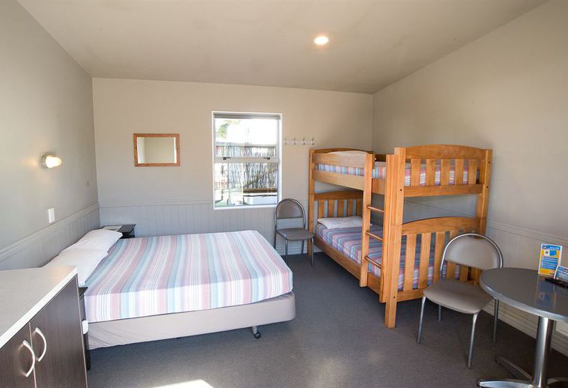 Hotel Te Anau Top 10 Holiday Park 4