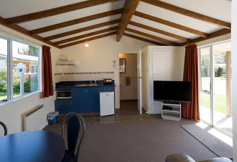 Hotel Te Anau Top 10 Holiday Park 9