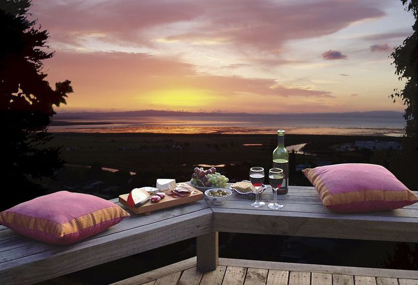 Bed and Breakfast Grafton Cottage & Chalets 1