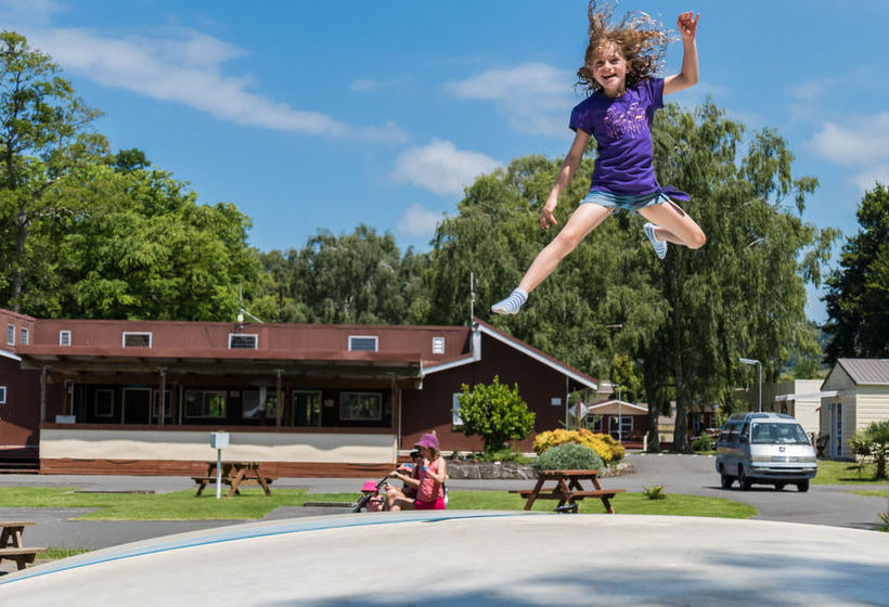 Hotel Whanganui River Top 10 Holiday Park 8