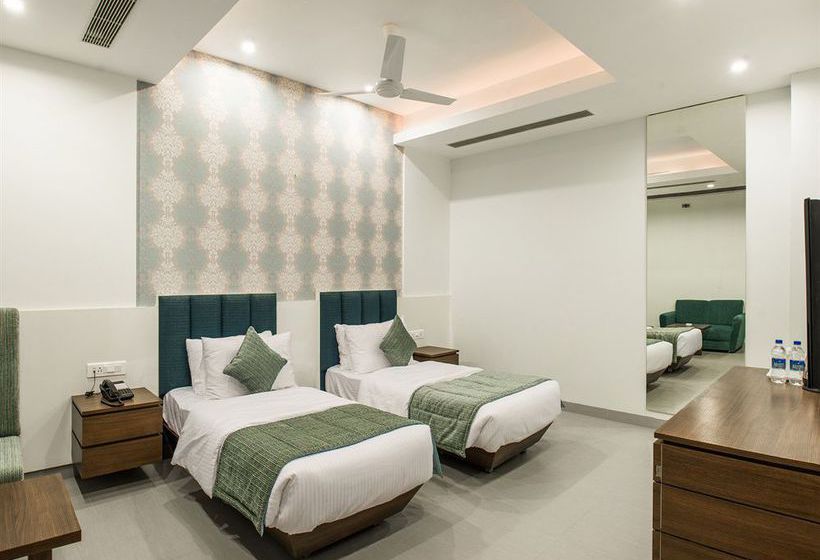 Hotel Narula's Aurrum 11