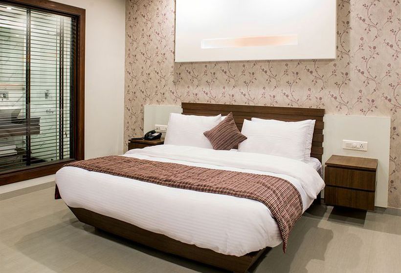 Hotel Narula's Aurrum 5