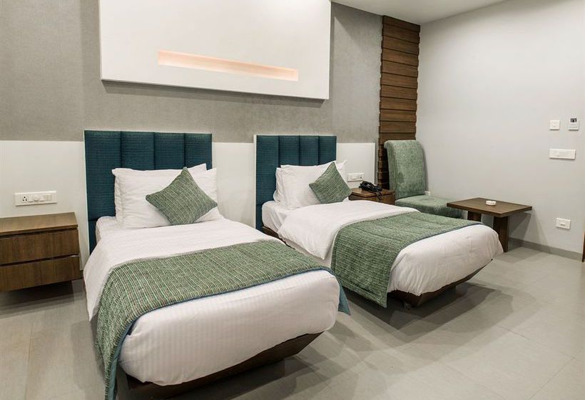 Hotel Narula's Aurrum 8