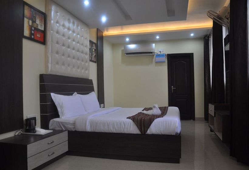 Hotel MM Yellowuds Amritsar