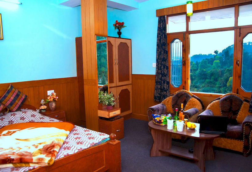 Hotel Aditya Home Stay 13