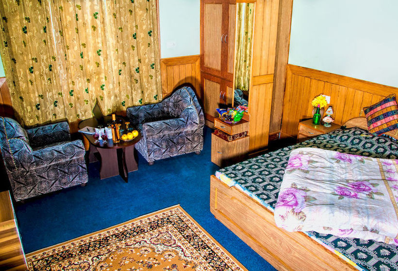 Hotel Aditya Home Stay 15