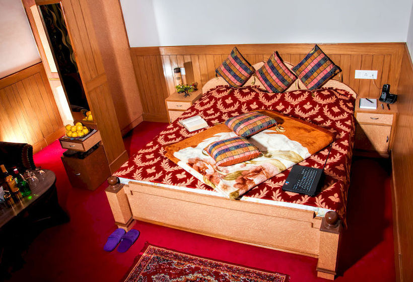 Hotel Aditya Home Stay 7