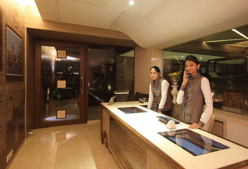 Hotel The Maharaja 16