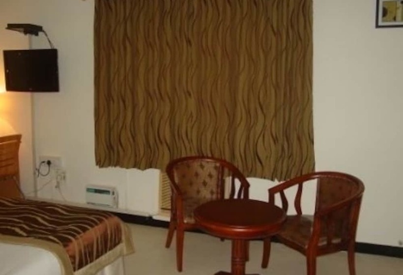 Hotel Executive Comfort Guest House St. Mary's Road 5