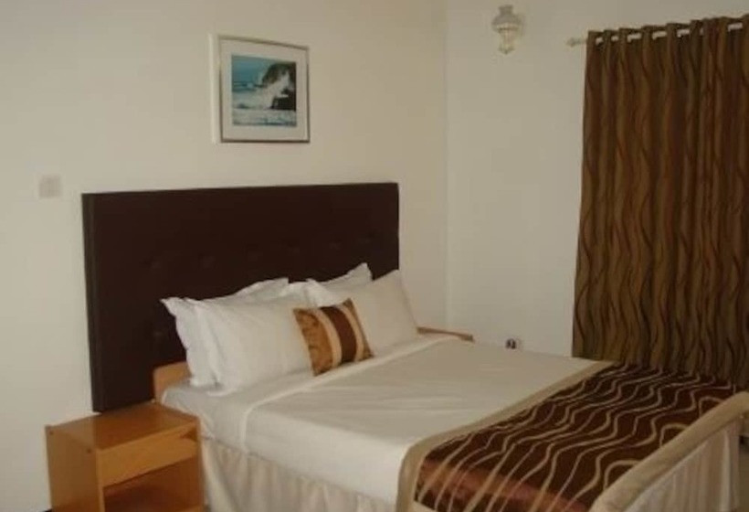 Hotel Executive Comfort Guest House St. Mary's Road 6