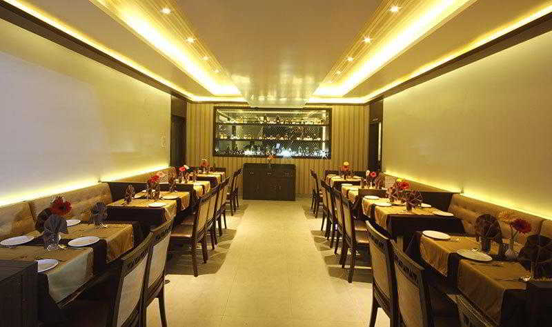 Hotel Royal Park Residency 3