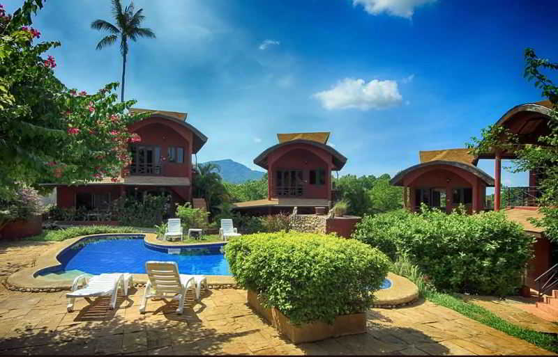 Wazzah Resort Bungalows 11