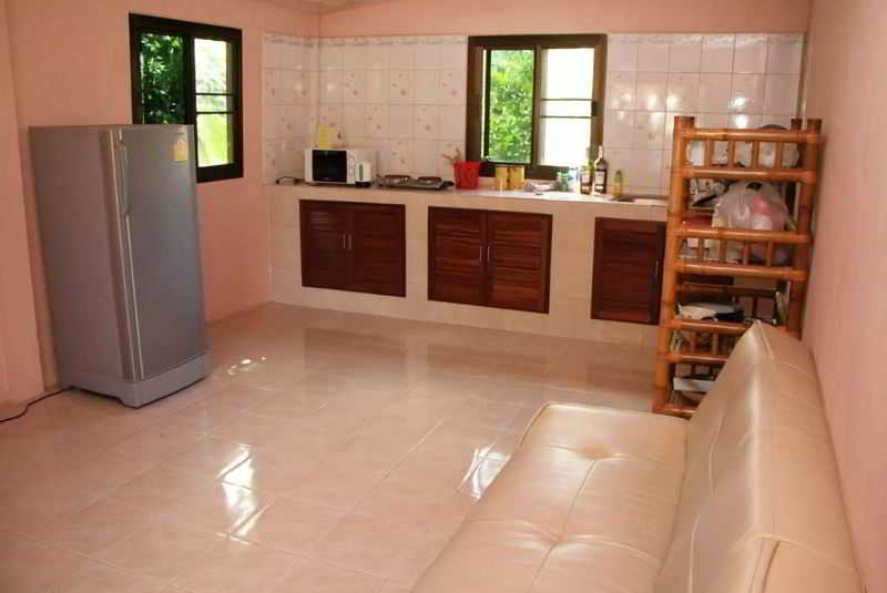 Wazzah Resort Bungalows 7