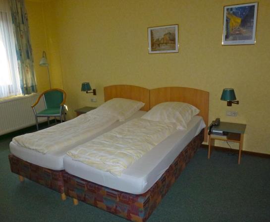 Hotel zur Friedenseiche 1