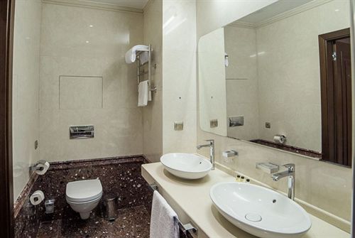 SK Royal Hotel Tula Tula