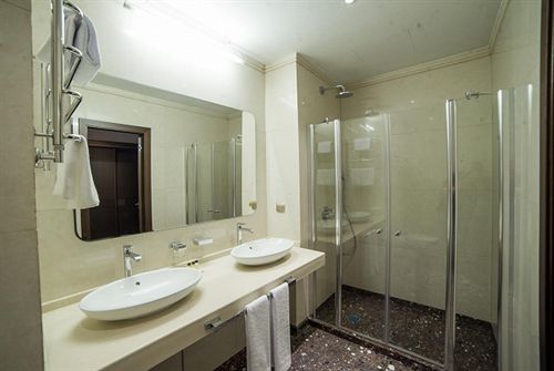 SK Royal Hotel Tula 1