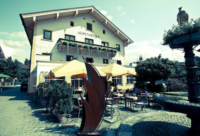 BernhardŽs Hotel & Restaurant 1