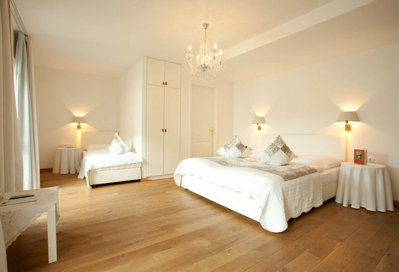 BernhardŽs Hotel & Restaurant 10